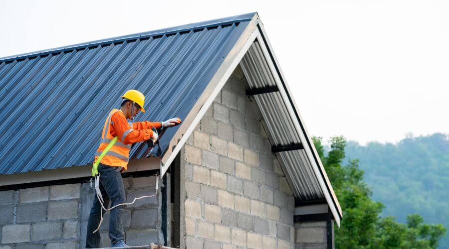 Professional metal roof installation in Kingman, IN